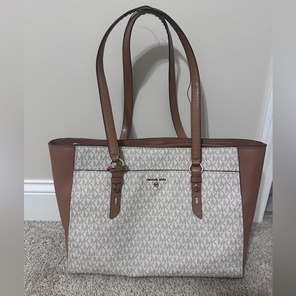 Large Michael Kors purse